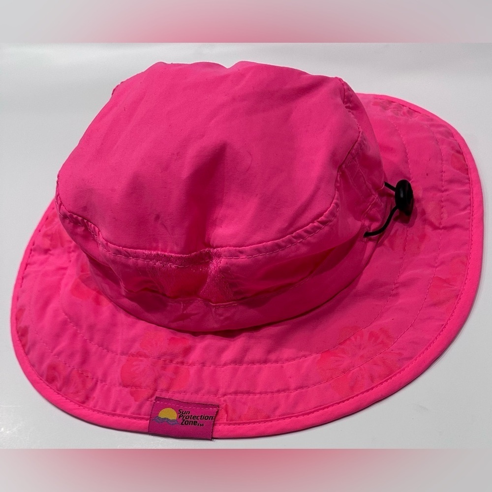 🎀Sun Protection Zone Sun Hat - Pink (Like New)🎀